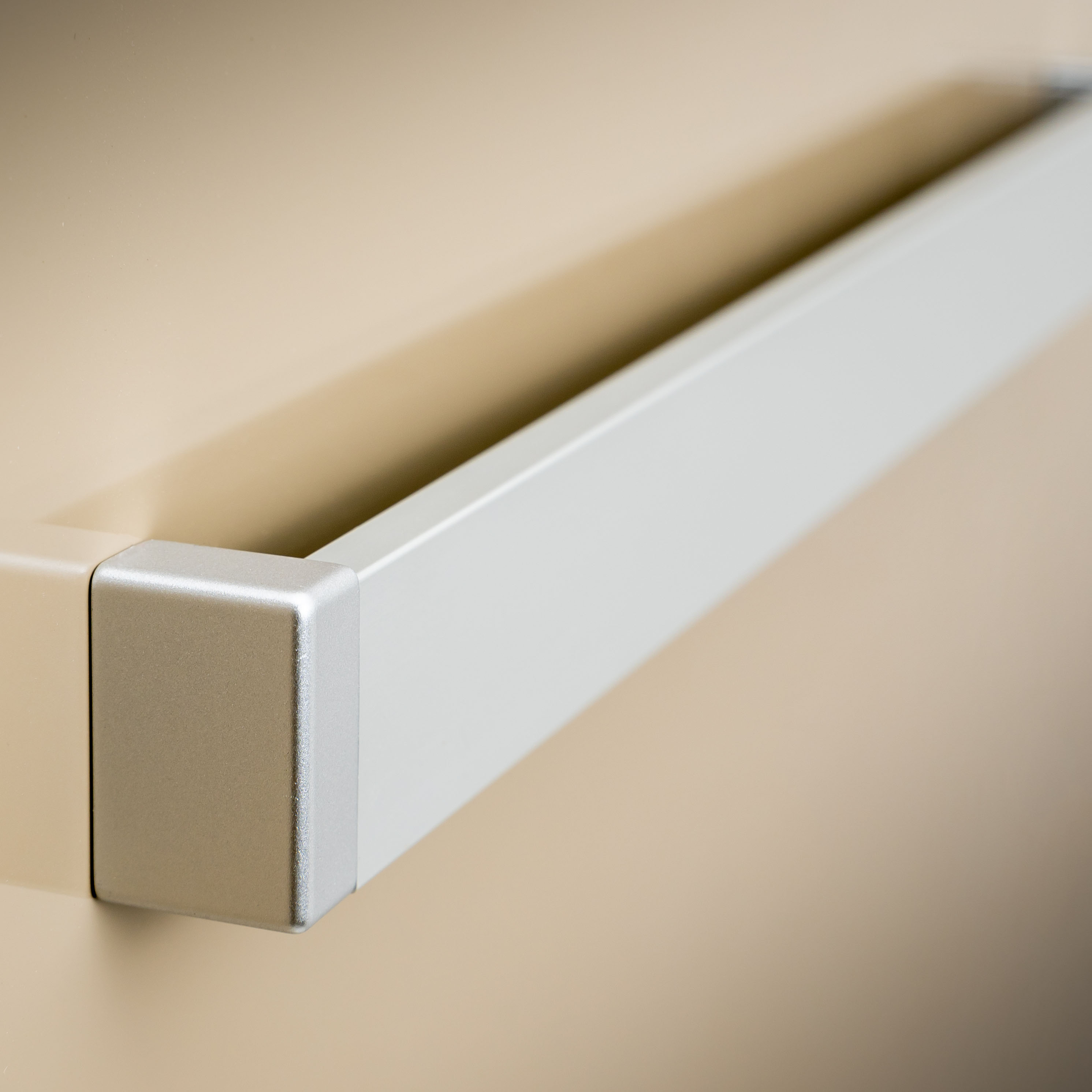 PROFILO ALLUMINIO MAGNETICO ANTI VIBRAZIONE